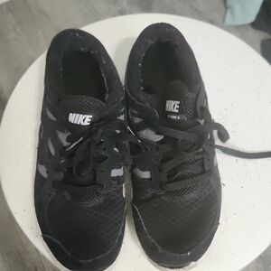 Nike Black and White Running Shoes